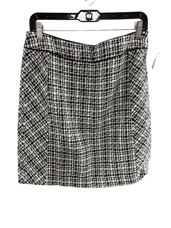 women's high-waisted skirtsSkirt Mini & Short By White House Black Market In Black & White, Size: 10