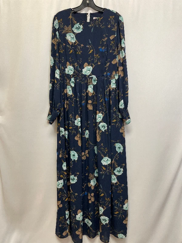 women's curve-hugging dressesDress Casual Maxi By Clothes Mentor  Size: Xl