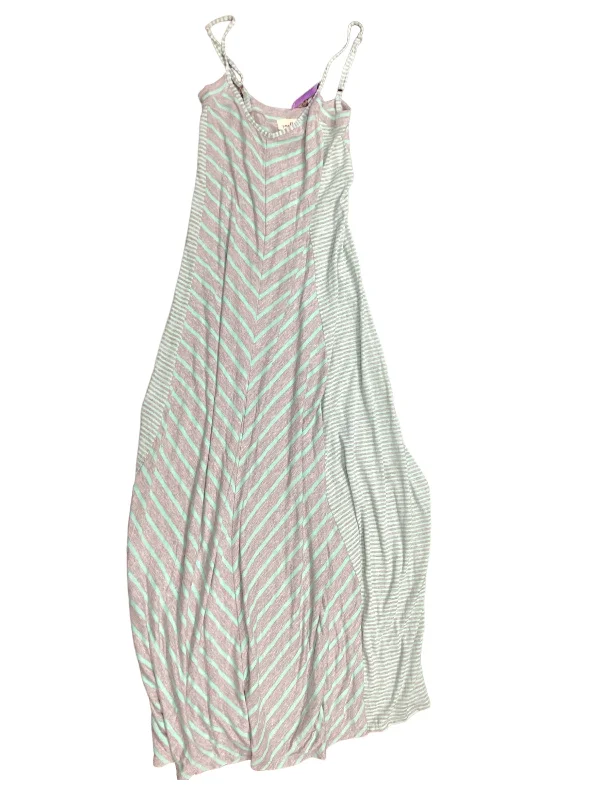 women's made-to-order dressesStriped Pattern Dress Casual Maxi Clothes Mentor, Size Xs