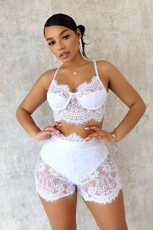 Relapse Lace Bustier & Shorts SET