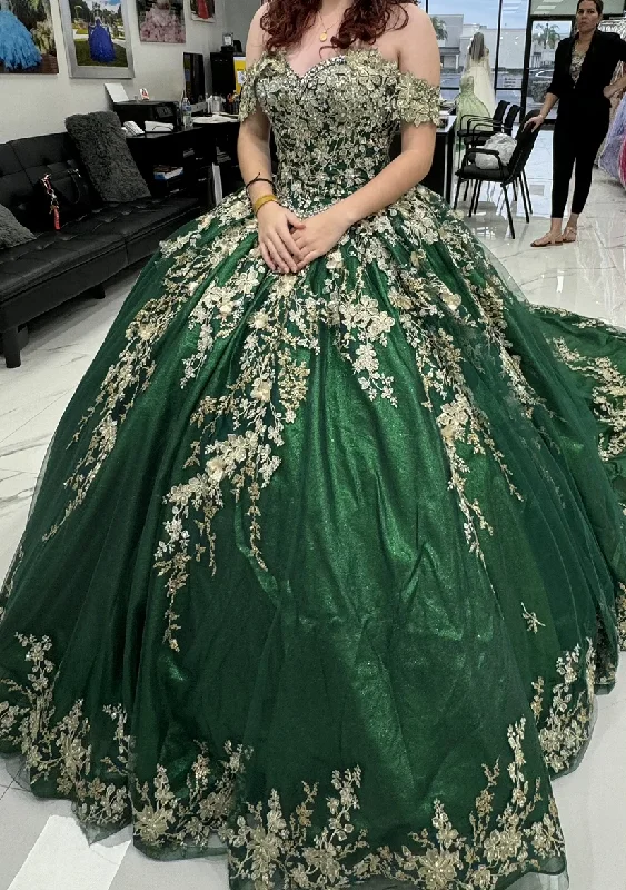 women's cocktail dressesEmerald Green Lace Appliquees Quinceanera Dresses Ball Gown 2024 Off Shoulder Beaded Sweet 16 Dress Birthday Gowns Vestidos De 1